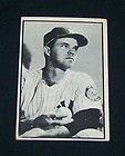 1953 Bowman Johnny Sain 25 New York Yankees
