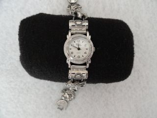 G5547 Bond Street Quartz Ladies Watch Lions and Tigers on The Band
