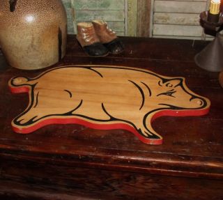 Prim Antique Vtg Wooden Pig Cutting Board Red Paint