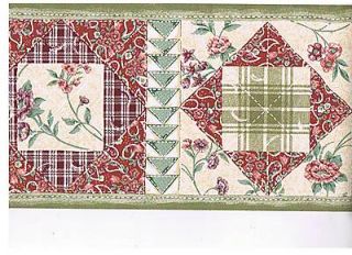 Country Quilt and Floral Wallpaper Border