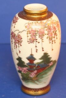 Kazan Taisho Japanese Satsuma Cherry Blossom Vase