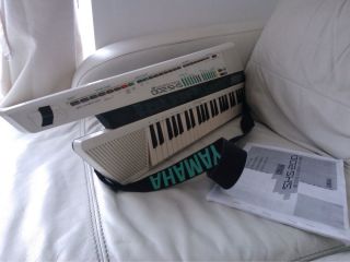 Yamaha SHS 200 RARE White Keytar Vintage Keyboard MIDI FM