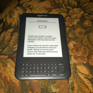 Kindle Keyboard 3rd Generation 4GB Wi Fi 3G 6in Graphite