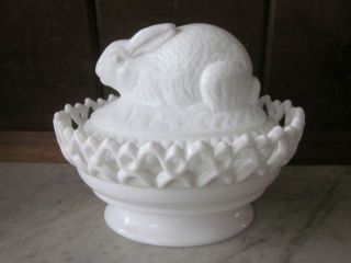 IMPERIAL RABBIT BUNNY 7+ Lacey White Cover Milk Glass Candy Dish NR