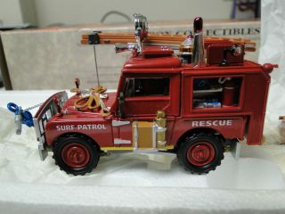 Matchbox Fire Engine Series Land Rover Rescue Vehicle