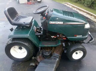 GT3000 Lawn Garden Tractor Riding Mower Plus Many Accessories