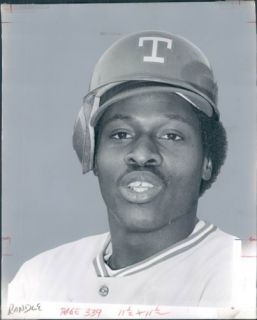 1976 Lenny Randle Texas Rangers TSN Mrowiec News Photo