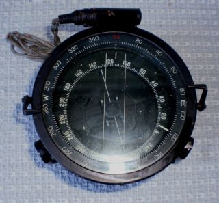 Vintage WW2 Japanese Aircraft Bomber Compass Vertical Reading