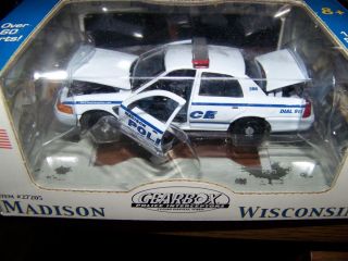 Madison Wi Police 2004 Ford Crown Vic Premier No Number Box