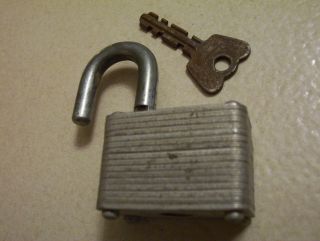 Vintage Master Lock Co 335 Padlock pad lock with key Made in Milwaukee