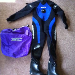 Mobby Discovery Drysuit for scuba diving Mens Large Used Once. No