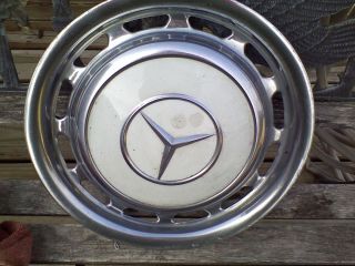 15 Mercedes Benz 240D 240 D 300D 300CD Hubcap Wheel Cover White