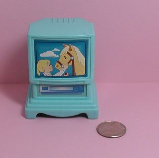 Barbie Size Fisher Price Loving Family Dream Dollhouse TV Horse & Girl