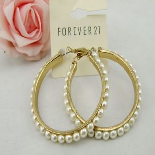 FOREVER 21 VINTAGE FINISH GOLD TONE SYNTHETIC PEARL BEADED HOOP
