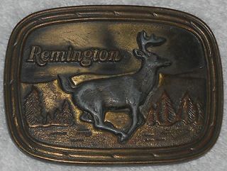 REMINGTON ARMS BELT BUCKLE   WHITE TAIL DEER   SCUPTURED BY SID BELL