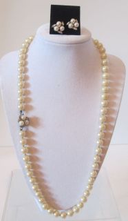 Vintage faux pearl necklace & earrings set Pierced ears. Jewel