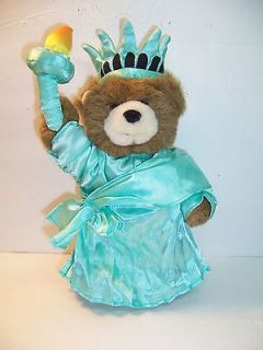 BUILD A BEAR SMALLFRY BEAR WITH STATUE OF LIBERTY OUTFIT   8   VGC