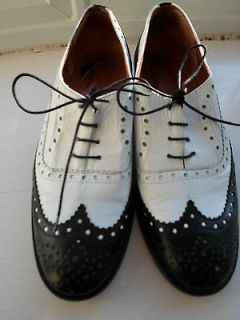 BEAUTIFUL TOPSHOP BLACK AND WHITE LEATHER LACE UP BROGUE LOAFER SHOES