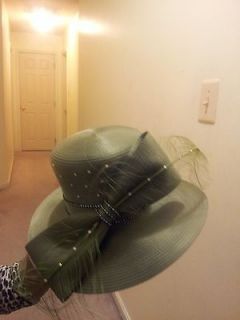 womens church hats in Clothing, 