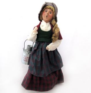 BYERS CHOICE CRIES OF LONDON MILKMAID WOMAN CARRYING CAN CHRISTMAS