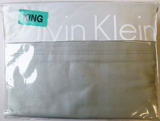 Calvin Klein Sheet Set 300 thread count King pale gray   new in