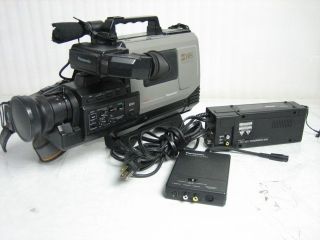 VHS SVHS Reporter AG 450 Professional Video Camera Camcorder