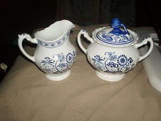 Meakin Classic White Nordic Creamer and Surgar Bowl w/lid
