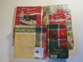 Kitchen Christmas Tablecloths and Napkins Set Bundle