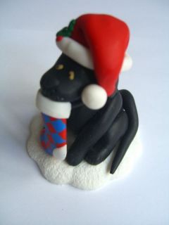 CHRISTMAS Cake Decoration (Dog in Santa Hat)Black{XM}