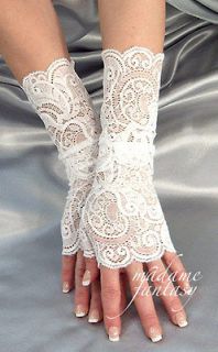 SEXY LACE CUFFS FINGERLESS GLOVES  WHITE MF13