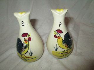 Rooster Crowing Salt and Pepper Shakers. Good condition. Very country