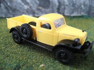 Busch (HO 1:87) Dodge Power Wagon   Pick up (Yellow) #44000
