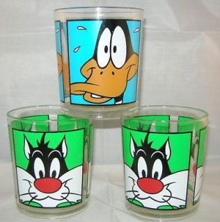 Warner Brothers Short Plastic Drinking Glasses w/Daffy & Sylvester