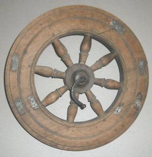 antique spinning wheel in Spinning Wheels