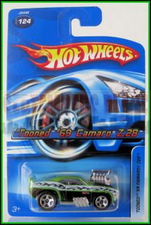 2006 Hot Wheels 124 69 Camaro Z28 Green