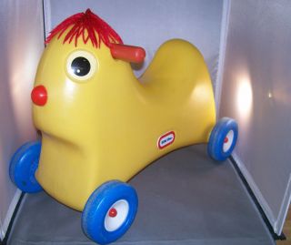 Ollie Little Tikes RARE Ride on w Wheels Classic Banana Shape