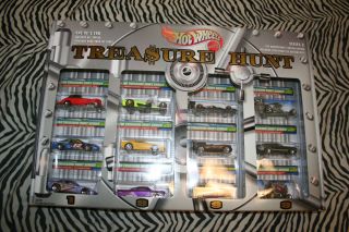 Hot wheels 1999 JC Penny Treasure hunt Set with shipping box Never