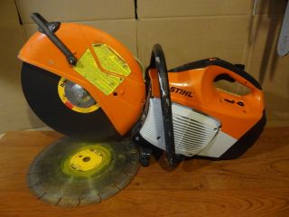 Off Saw Great Condition Diamond Blade and Metal Cutoff Wheels