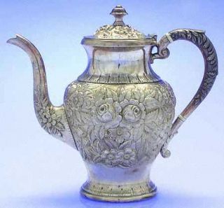 Kirk Stieff Repousse .75 Chased Coffee Pot   Strlg,Hollo,Floral Fullchase,Crimpe